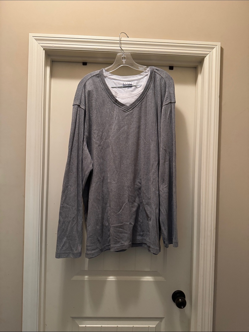 Basic Editions Women’s Long Sleeve V-Neck Shirt - Light Gray